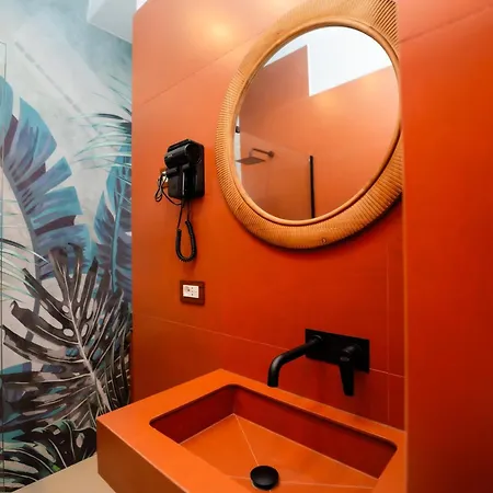 Four Points 招待所