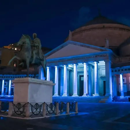 Four Points 招待所 4*