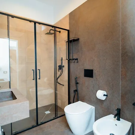 Four Points Guest house 4*